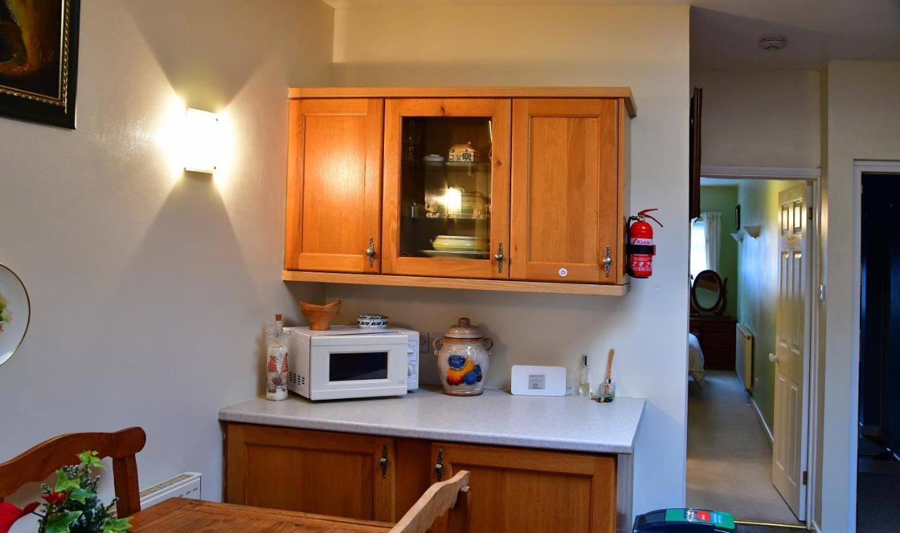 Entire Niche Apartment Hildenborough Exterior foto